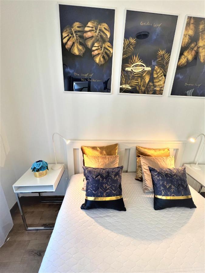 Luxe Central Studio With Pool, Parking & Ac Budapest Ngoại thất bức ảnh